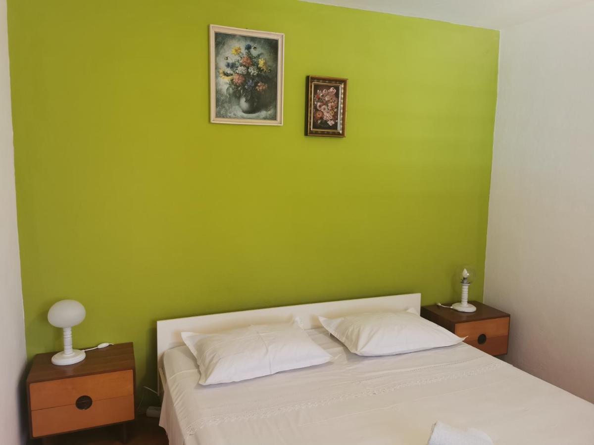 Apartman Tudor Kuzma Hvar Zewnętrze zdjęcie
