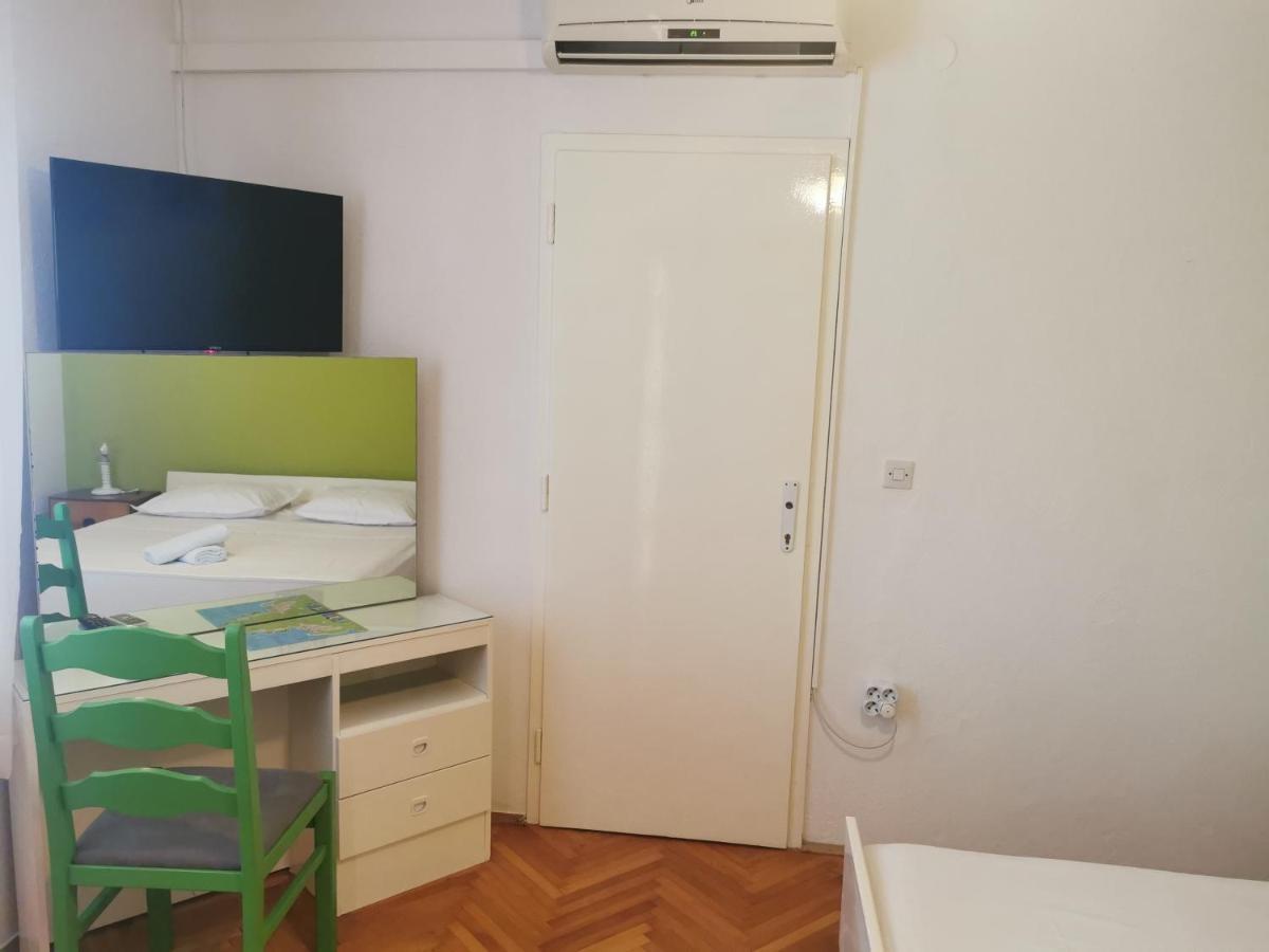 Apartman Tudor Kuzma Hvar Zewnętrze zdjęcie